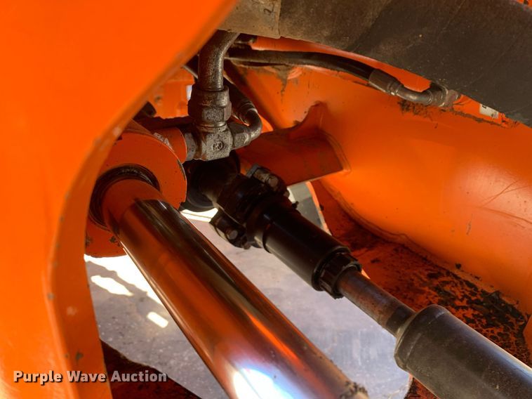 image for item DP8713 2011 Doosan DL300  wheel loader