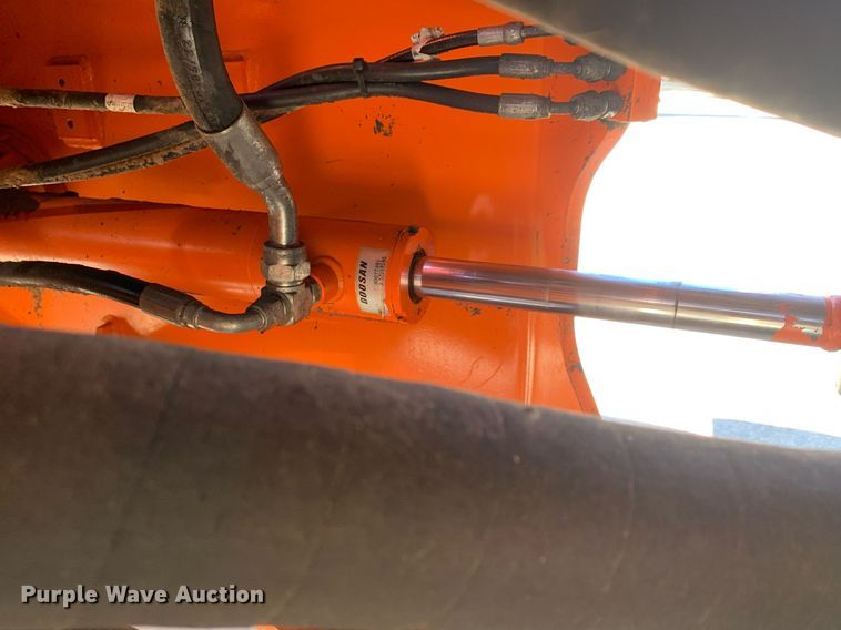 image for item DP8713 2011 Doosan DL300  wheel loader