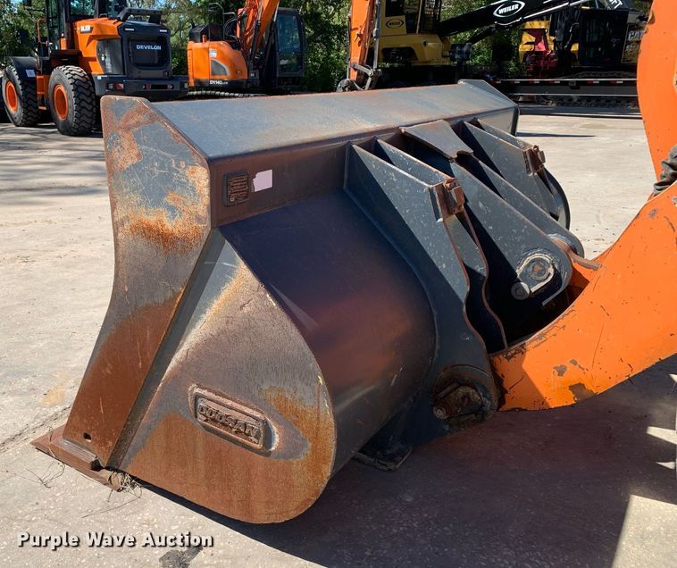 image for item DP8713 2011 Doosan DL300  wheel loader