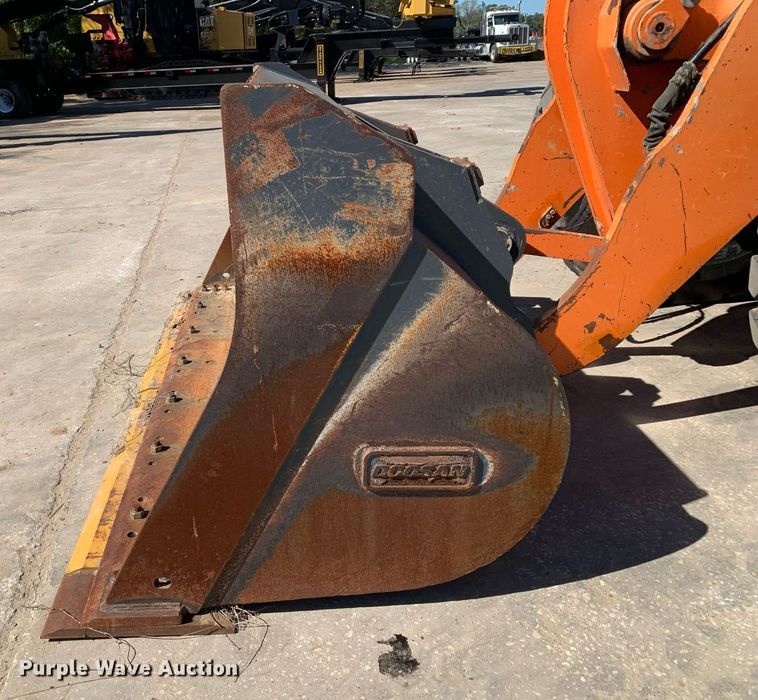 image for item DP8713 2011 Doosan DL300  wheel loader