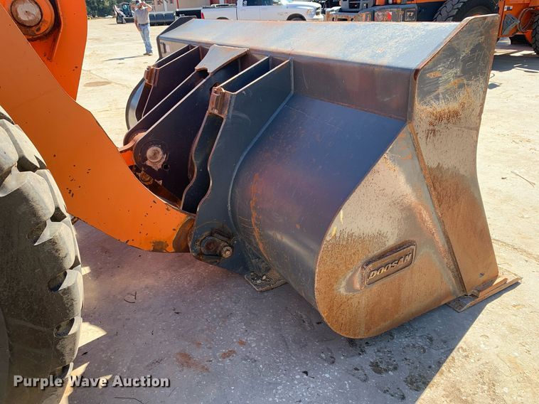 image for item DP8713 2011 Doosan DL300  wheel loader