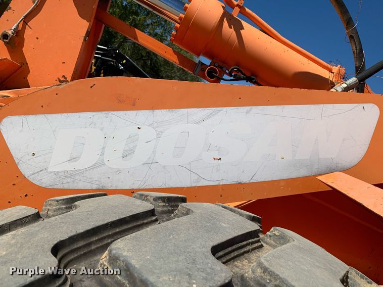 image for item DP8713 2011 Doosan DL300  wheel loader