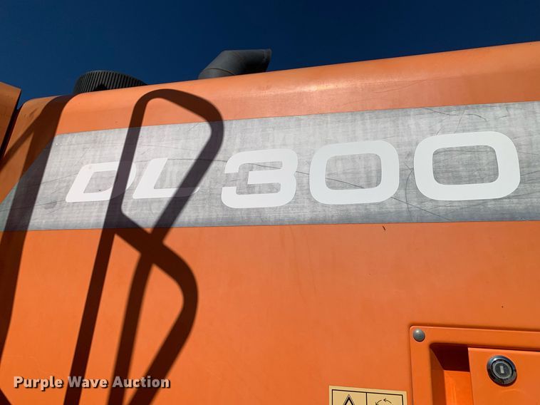 image for item DP8713 2011 Doosan DL300  wheel loader