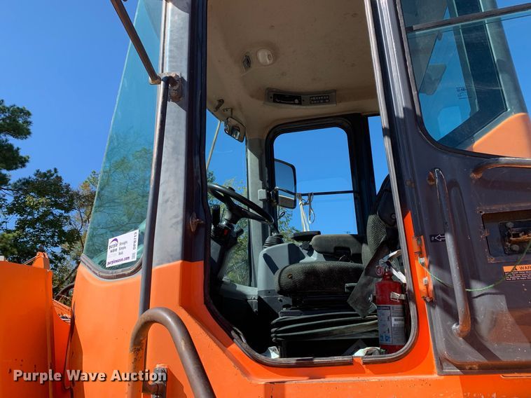 image for item DP8713 2011 Doosan DL300  wheel loader