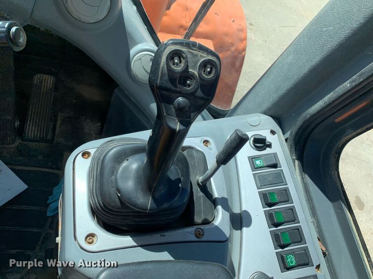 image for item DP8713 2011 Doosan DL300  wheel loader