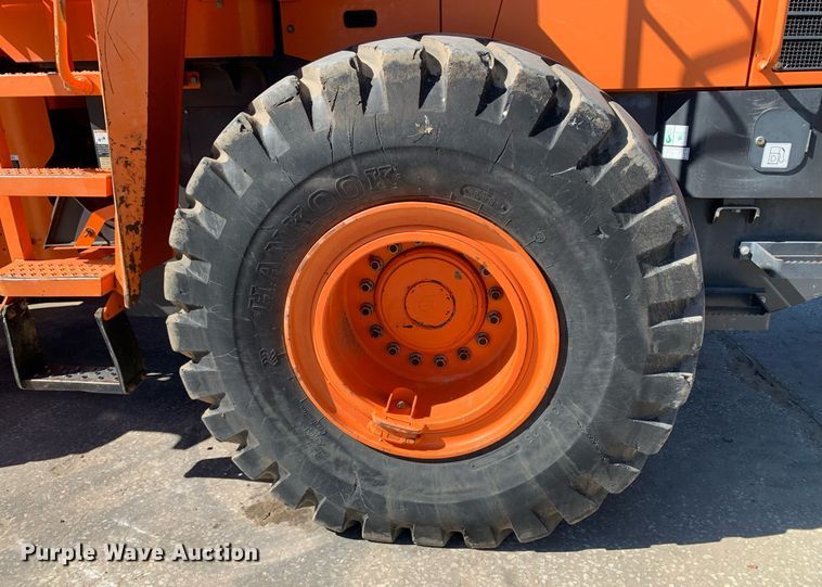 image for item DP8713 2011 Doosan DL300  wheel loader