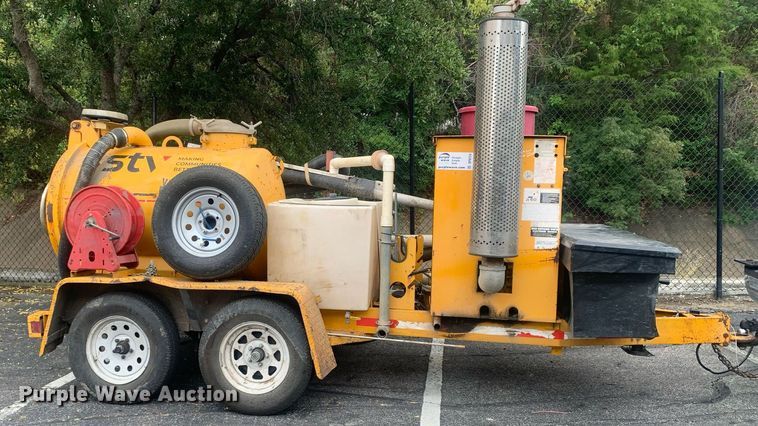 image for item DP8724 2005 Vac-Tron HC 250 GT  vacuum excavator