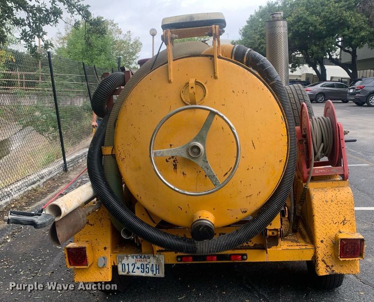 image for item DP8724 2005 Vac-Tron HC 250 GT  vacuum excavator