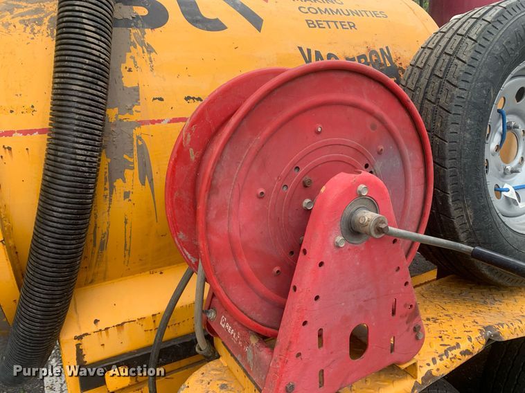 image for item DP8724 2005 Vac-Tron HC 250 GT  vacuum excavator