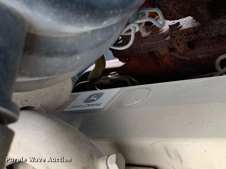 image for item DP8725 2000  Ford F650 Super Duty  vacuum truck