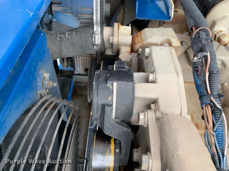 image for item DP8725 2000  Ford F650 Super Duty  vacuum truck