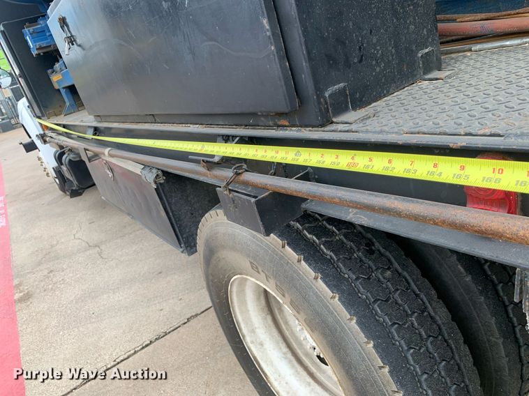 image for item DP8725 2000  Ford F650 Super Duty  vacuum truck