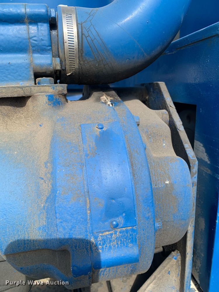 image for item DP8725 2000  Ford F650 Super Duty  vacuum truck