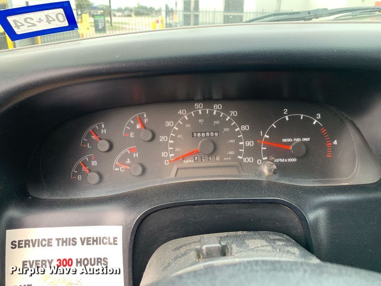 image for item DP8725 2000  Ford F650 Super Duty  vacuum truck