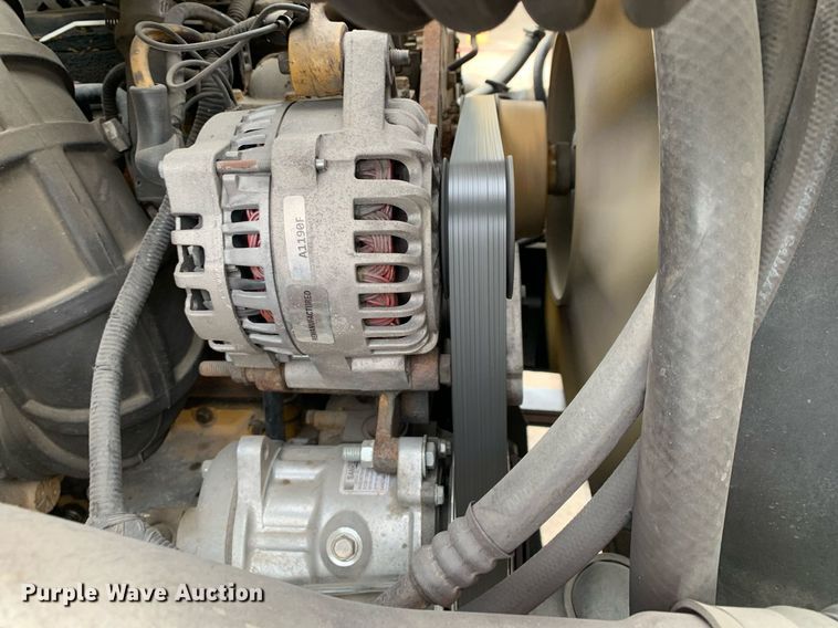 image for item DP8725 2000  Ford F650 Super Duty  vacuum truck