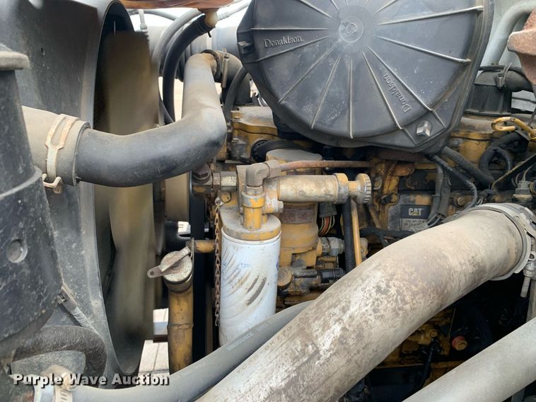 image for item DP8725 2000  Ford F650 Super Duty  vacuum truck