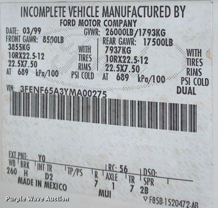 image for item DP8725 2000  Ford F650 Super Duty  vacuum truck