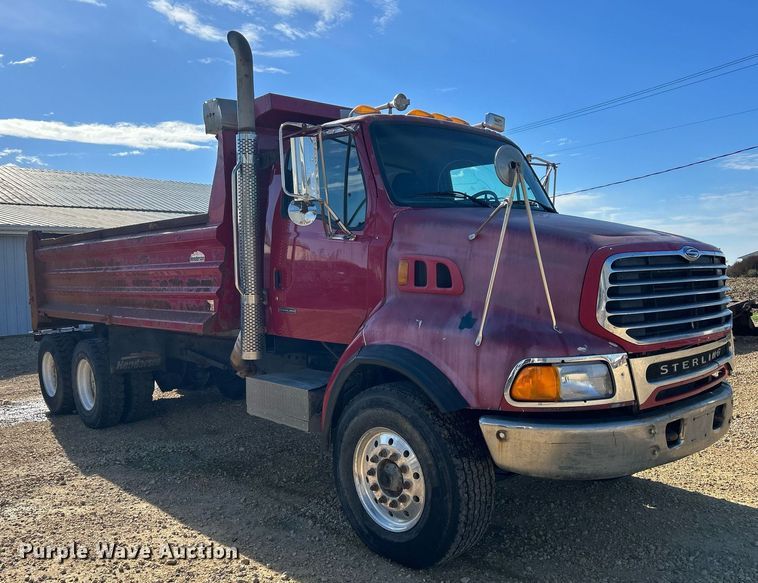 image for item DQ1010 2006 Sterling L8500  dump truck
