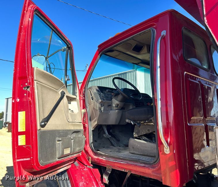 image for item DQ1010 2006 Sterling L8500  dump truck