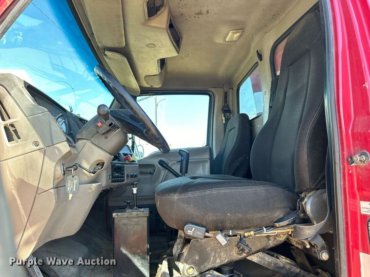 image for item DQ1010 2006 Sterling L8500  dump truck