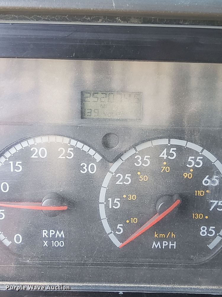 image for item DQ1010 2006 Sterling L8500  dump truck