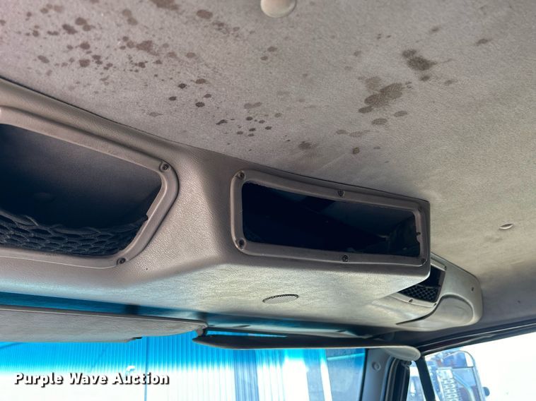 image for item DQ1010 2006 Sterling L8500  dump truck