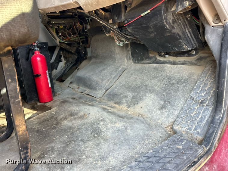 image for item DQ1010 2006 Sterling L8500  dump truck