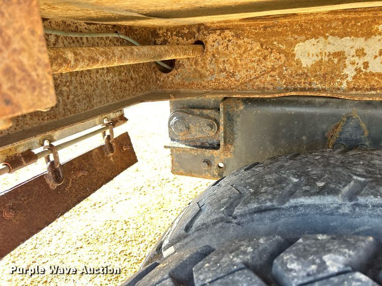 image for item DQ1010 2006 Sterling L8500  dump truck