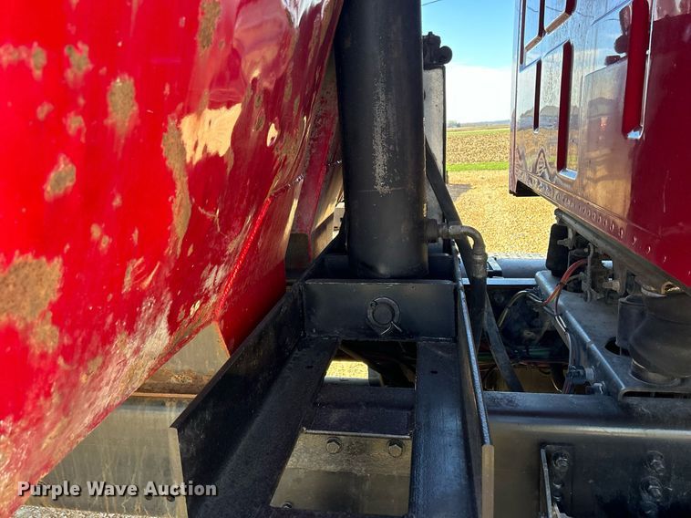 image for item DQ1010 2006 Sterling L8500  dump truck