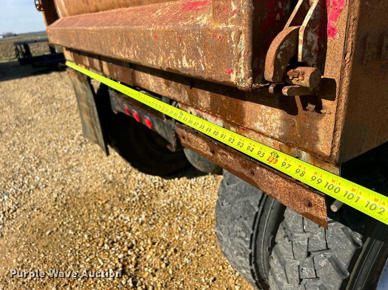 image for item DQ1010 2006 Sterling L8500  dump truck