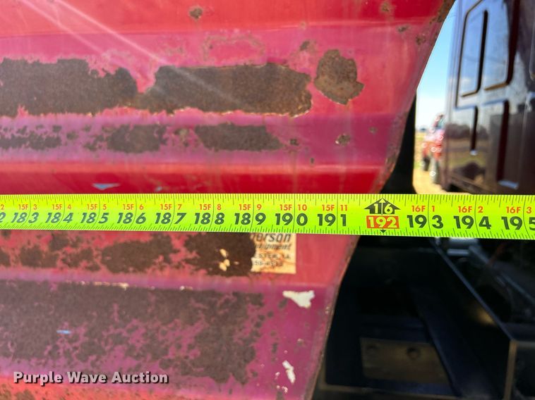 image for item DQ1010 2006 Sterling L8500  dump truck