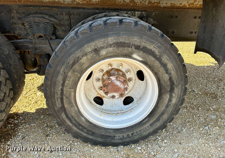 image for item DQ1010 2006 Sterling L8500  dump truck