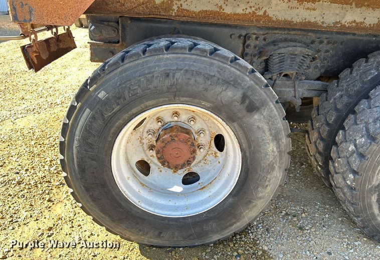 image for item DQ1010 2006 Sterling L8500  dump truck