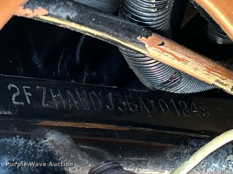 image for item DQ1010 2006 Sterling L8500  dump truck