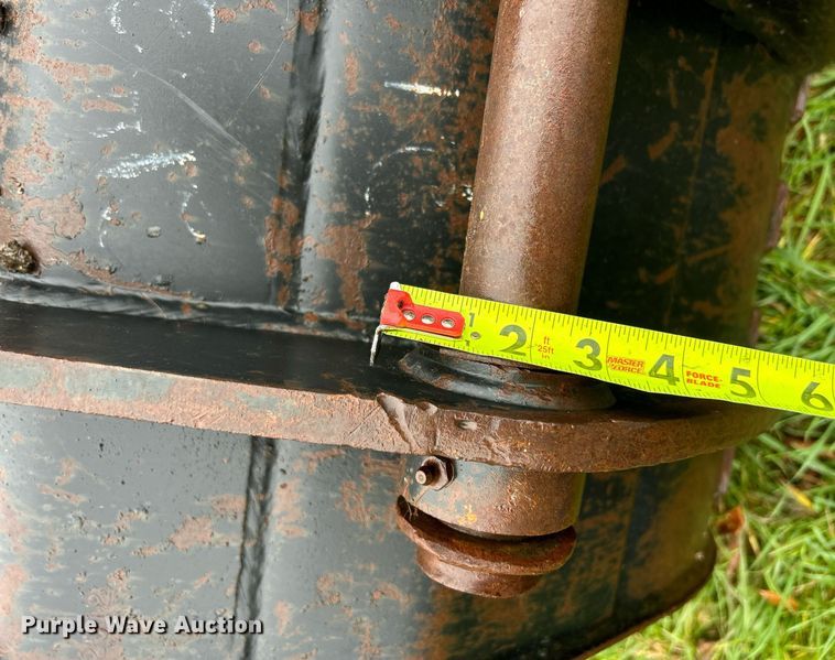 image for item DQ1015 24" W excavator bucket