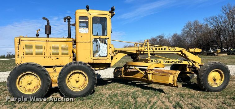 image for item DQ1023 1955 Caterpillar 12  rigid frame motor grader