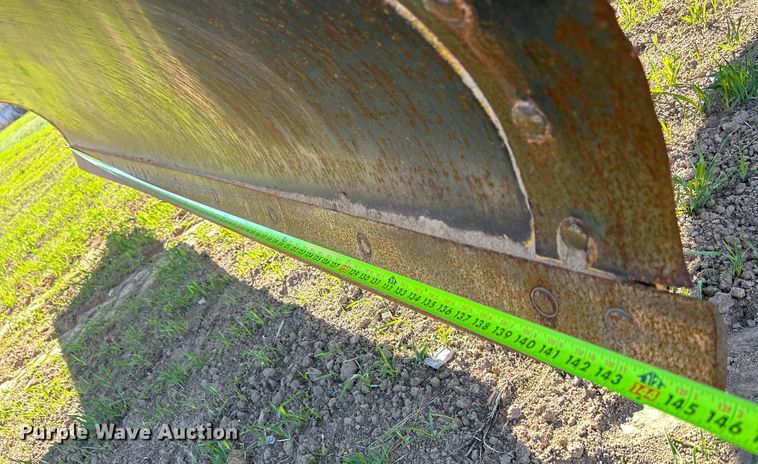 image for item DQ1023 1955 Caterpillar 12  rigid frame motor grader