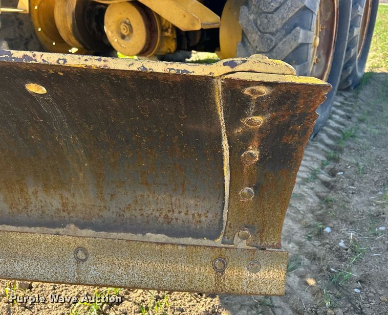 image for item DQ1023 1955 Caterpillar 12  rigid frame motor grader