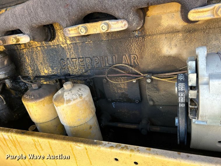 image for item DQ1023 1955 Caterpillar 12  rigid frame motor grader