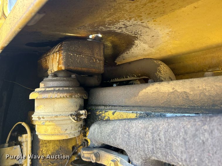 image for item DQ1023 1955 Caterpillar 12  rigid frame motor grader