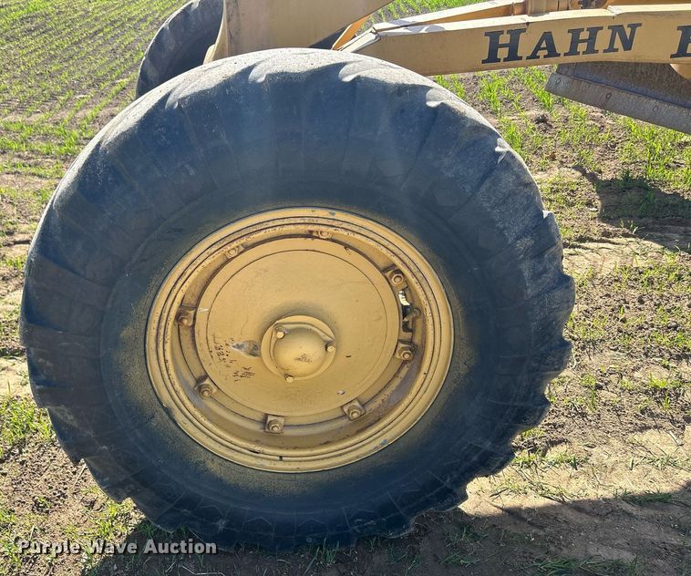 image for item DQ1023 1955 Caterpillar 12  rigid frame motor grader