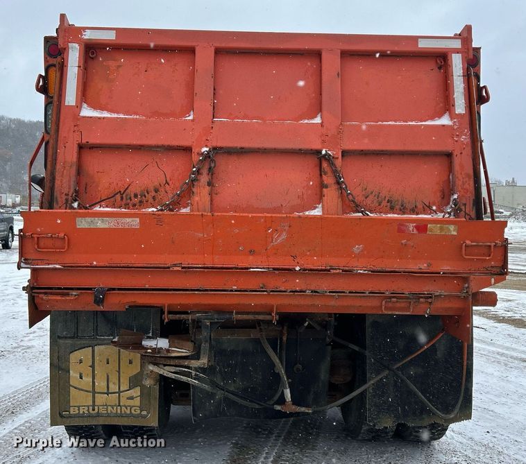 image for item DQ1026 1992 Mack RD690S  dump truck