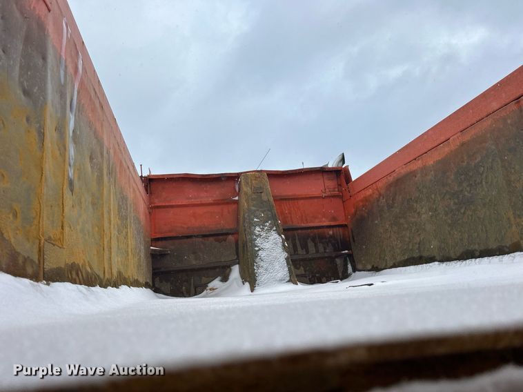 image for item DQ1026 1992 Mack RD690S  dump truck