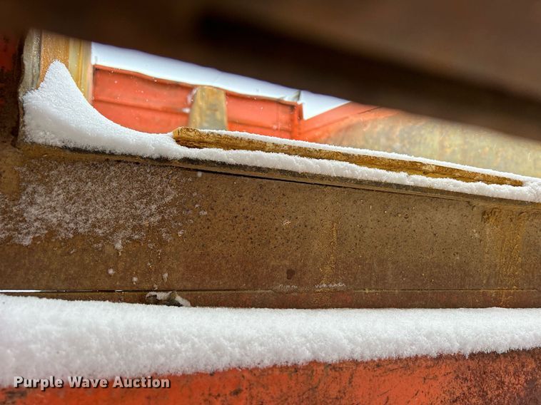 image for item DQ1026 1992 Mack RD690S  dump truck