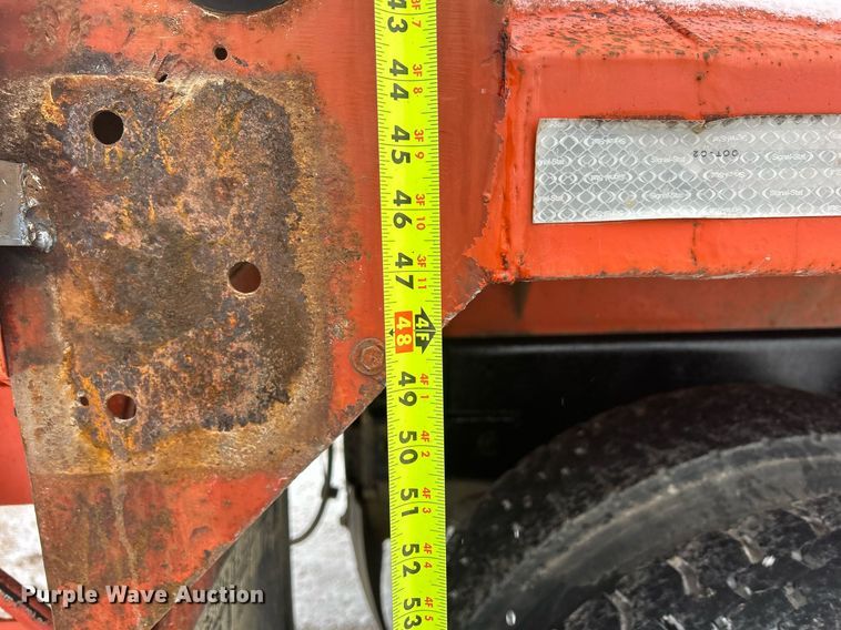 image for item DQ1026 1992 Mack RD690S  dump truck