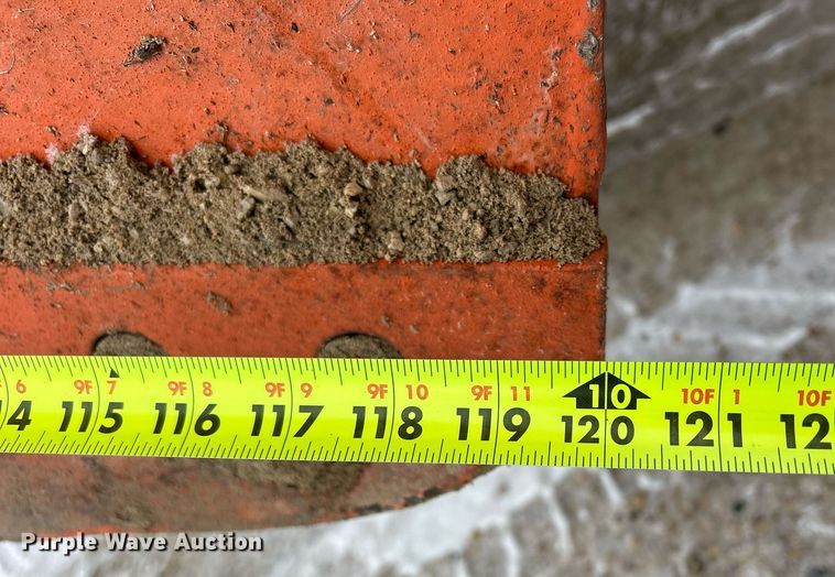 image for item DQ1026 1992 Mack RD690S  dump truck