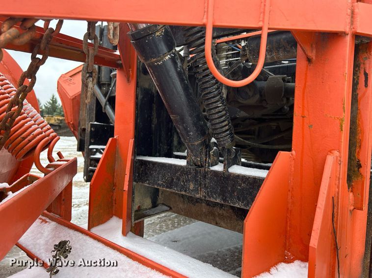 image for item DQ1026 1992 Mack RD690S  dump truck