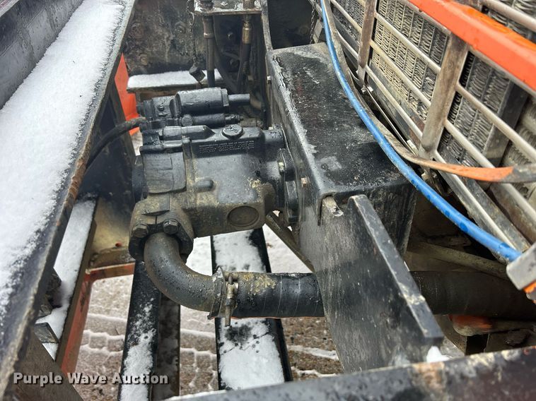 image for item DQ1026 1992 Mack RD690S  dump truck