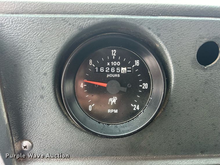 image for item DQ1026 1992 Mack RD690S  dump truck