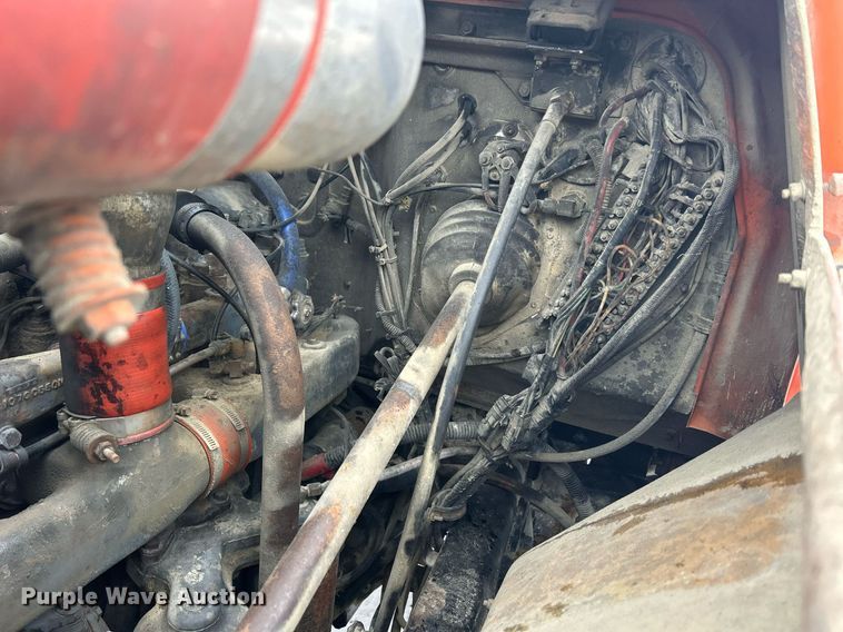 image for item DQ1026 1992 Mack RD690S  dump truck